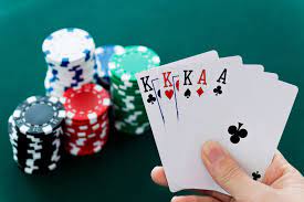 Ulasan Agen Poker Keuntungan dan Kerugian